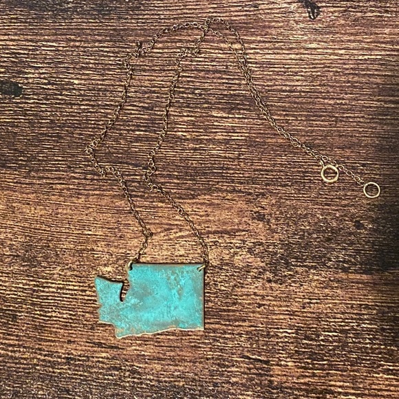 Washington State gold filled necklace - Picture 10 of 16